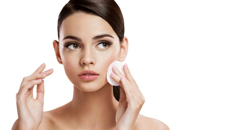 طرق طبيعية لإزالة المكياج