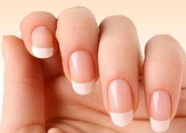 تقوية الأظافر في يومين